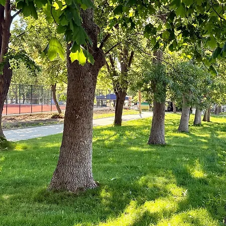Smile Sea And With Free Underground Parking Святі Костянтин і Олена
