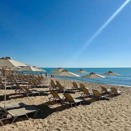Апартаменти Smile Sea And With Free Underground Parking *